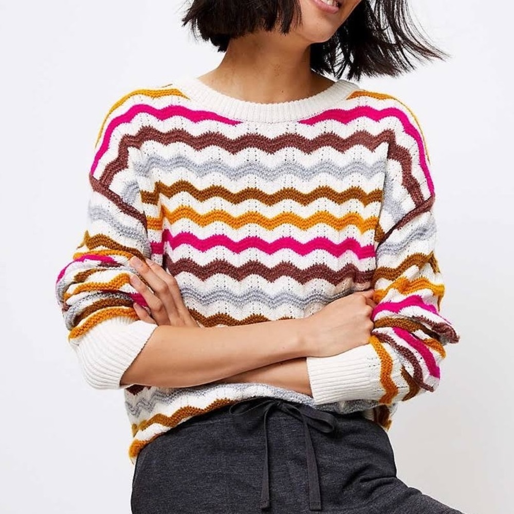 Lou &‎ Grey for Loft long sleeve multicolor chevron striped sweater pullover